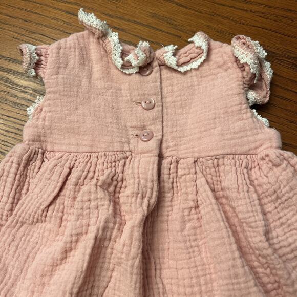 Iris & Ivy Girls Dress 0-3 Months Rose Smocked Americana Classic Embroidered (4) - Picture 6 of 7
